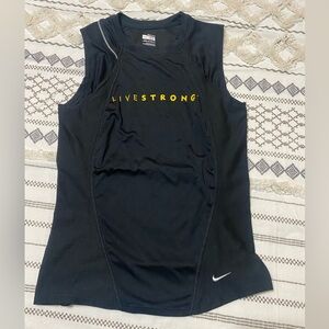 Live strong Nike sleeveless workout top women’s size XS fit dry